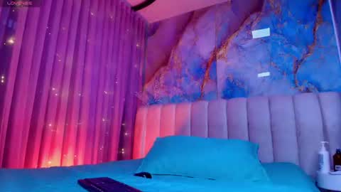 Snapshot of mia_0_ chatting on 9, 7, 2026 Emi online show from 9, 7, 2026