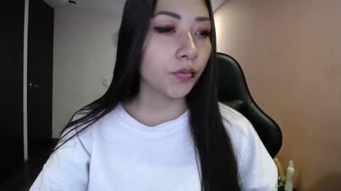 Mia zoe online show from 27, 2, 2025