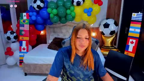 Snapshot of mia_18v chatting on 14, 6, 2026 Violett online show from 14, 6, 2026