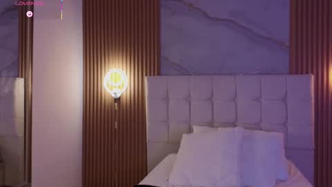 mia online show from 10, 9, 2025