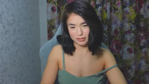 Mia online show from 22, 11, 2025