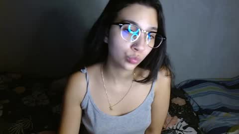 Snapshot of mia__lopez_ chatting on 28, 5, 2026 Mia online show from 28, 5, 2026