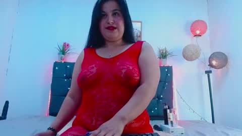 C A L L  M E  M I A  online show from 13, 3, 2026