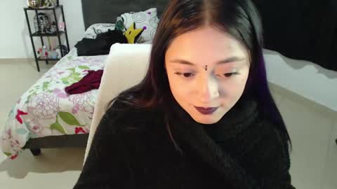 mia online show from 5, 12, 2024