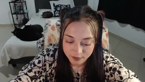 mia online show from 16, 12, 2024