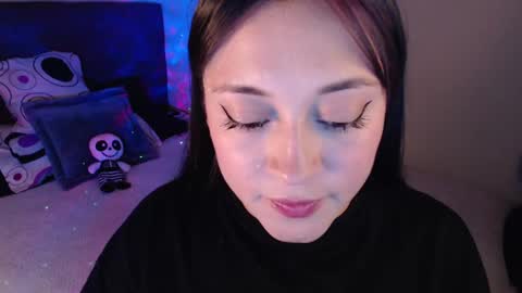 mia online show from 2, 2, 2025