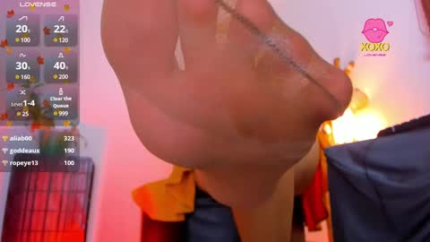 Mia online show from 3, 1, 2025