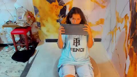 Mia online show from 11, 1, 2026