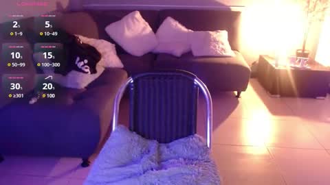 Snapshot of mia_collens_ chatting on 7, 1, 2025 MIA online show from 7, 1, 2025