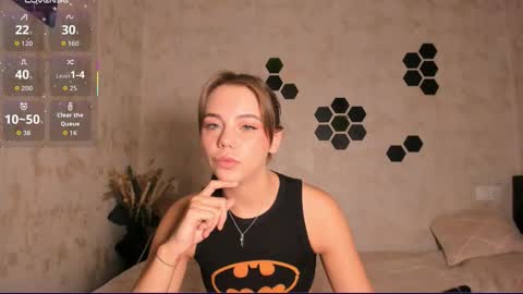 Mia  next stream Thursday 1400 UTC1 Friday 1400 UTC1 online show from 16, 9, 2025