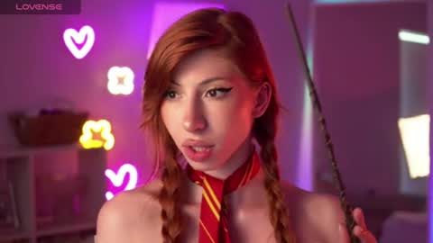 Hi I am Mia online show from 7, 7, 2026