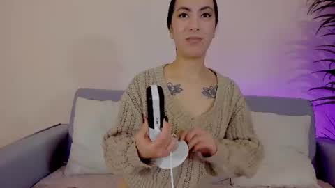 Snapshot of mia_daniellshot chatting on 17, 6, 2026 Sarah Luna online show from 17, 6, 2026