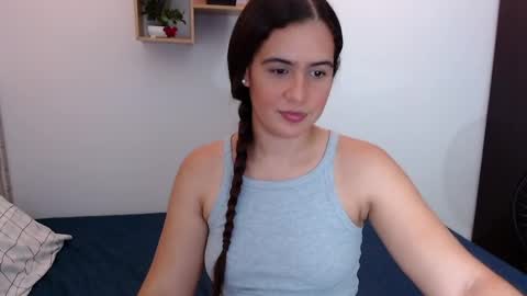 Snapshot of mia_danielsx chatting on 15, 12, 2024 Mia online show from 15, 12, 2024