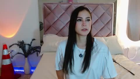 Mia Dark online show from 3, 11, 2025