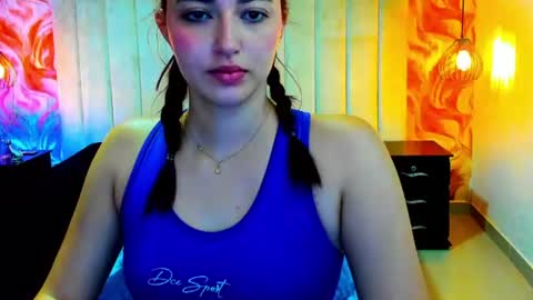 Snapshot of mia_ferrer18 chatting on 22, 6, 2026 mia_ferrer18 online show from 22, 6, 2026