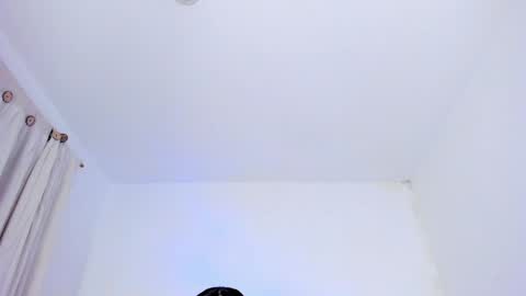 Snapshot of mia_foox12 chatting on 15, 4, 2026 FERNANDA online show from 15, 4, 2026