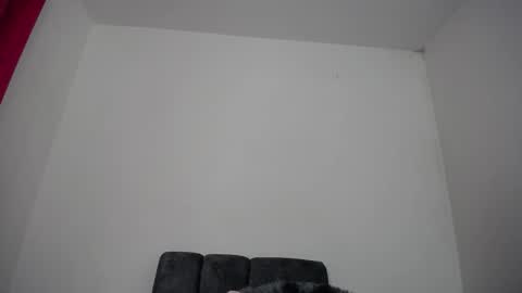 M I A online show from 23, 11, 2025