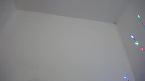 M I A online show from 16, 12, 2025