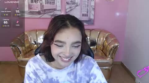 Mia online show from 25, 11, 2025