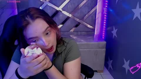 Snapshot of mia_foster_t chatting on 11, 5, 2026 Mia online show from 11, 5, 2026