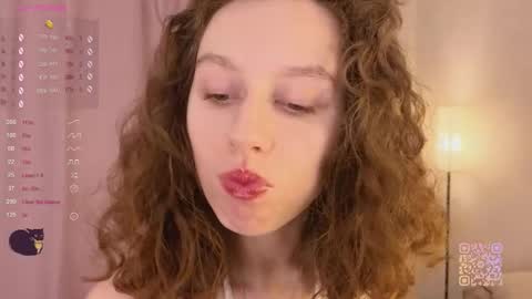 Mia  online show from 21, 11, 2025