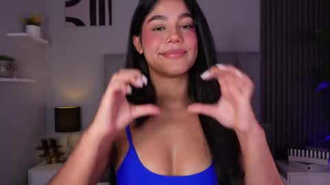 Mia  online show from 5, 4, 2026