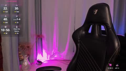 Mia online show from 4, 1, 2025