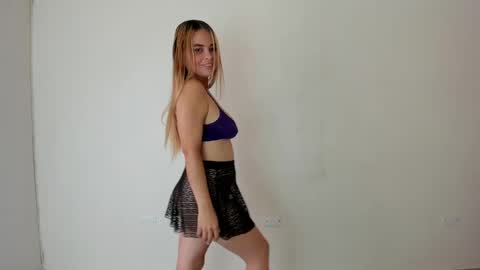 Snapshot of mia_hansper chatting on 16, 1, 2025 Mia online show from 16, 1, 2025