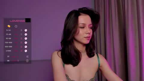 Snapshot of mia_hetty chatting on 28, 9, 2025 Mia online show from 28, 9, 2025