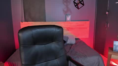 Snapshot of mia_jagger chatting on 10, 2, 2025 Val online show from 10, 2, 2025