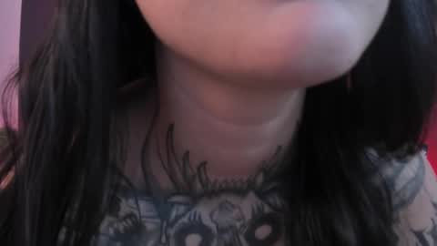 Snapshot of mia_jagger chatting on 7, 3, 2025 Val online show from 7, 3, 2025