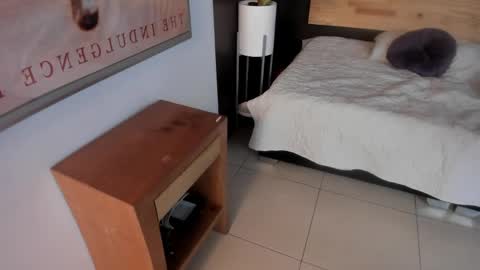 Snapshot of mia_jagger chatting on 11, 9, 2025 Val online show from 11, 9, 2025