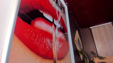 Snapshot of mia_jagger chatting on 23, 9, 2025 Val online show from 23, 9, 2025