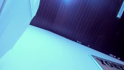 Snapshot of mia_jagger chatting on 21, 10, 2025 Val online show from 21, 10, 2025