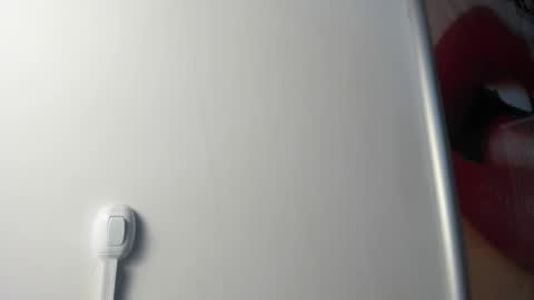 Snapshot of mia_jagger chatting on 11, 11, 2025 Val online show from 11, 11, 2025