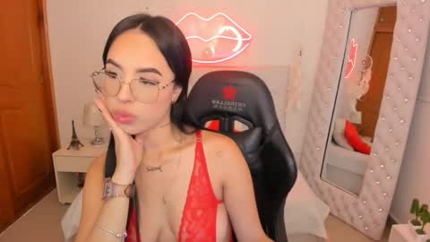    online show from 8, 2, 2025