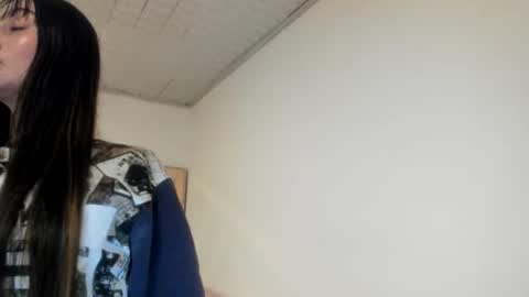 mia kaneee online show from 26, 11, 2025