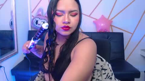 mia_kraviz online show from 20, 5, 2026