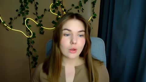 mia_lemm online show from 1, 4, 2026