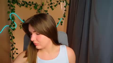 mia_lemm online show from 17, 4, 2026