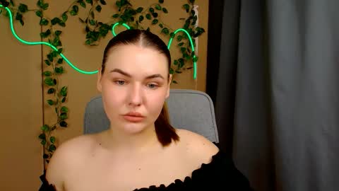 Snapshot of mia_lemm chatting on 14, 5, 2026 mia_lemm online show from 14, 5, 2026