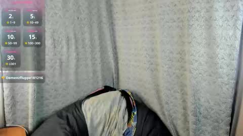 mia_lores online show from 12, 3, 2026