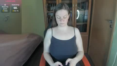 Snapshot of mia_lores chatting on 2, 6, 2026 mia_lores online show from 2, 6, 2026