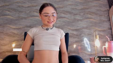 Snapshot of mia_luxor chatting on 31, 3, 2026 mia_luxor online show from 31, 3, 2026