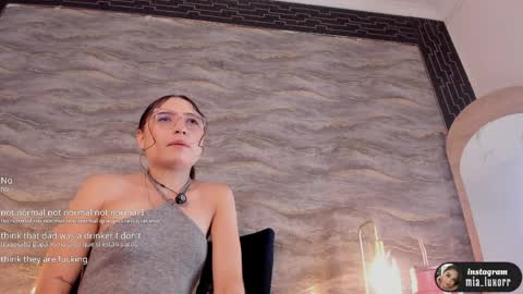 Snapshot of mia_luxor chatting on 3, 4, 2026 mia_luxor online show from 3, 4, 2026