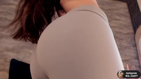 Snapshot of mia_luxor chatting on 12, 4, 2026 mia_luxor online show from 12, 4, 2026