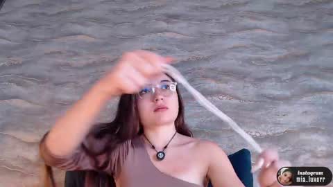 Snapshot of mia_luxor chatting on 16, 6, 2026 mia_luxor online show from 16, 6, 2026
