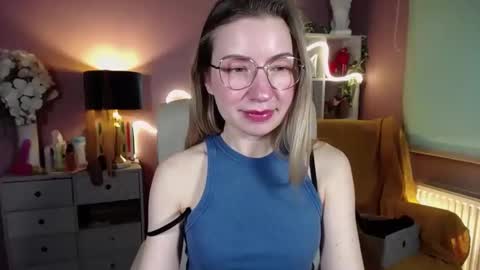 Mia online show from 16, 2, 2025