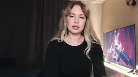 Mia online show from 7, 7, 2026