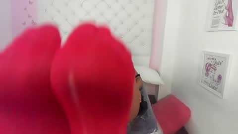 Snapshot of mia_miller001 chatting on 18, 4, 2026 MiaMiller online show from 18, 4, 2026